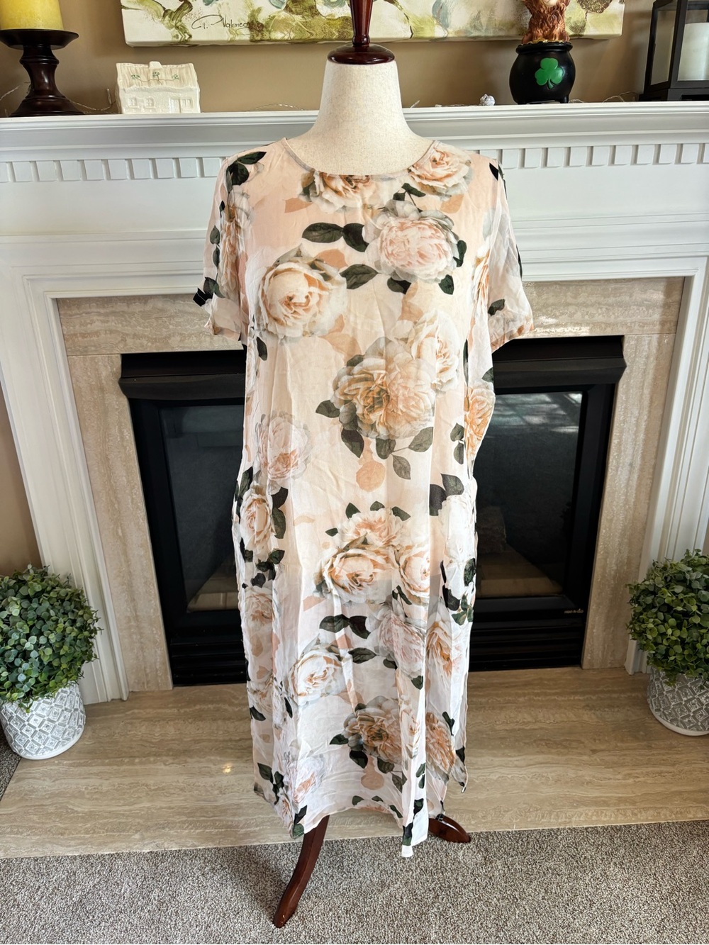 *NEW* Women’s Calvin Klein Sheer Floral Blush Nightgown - Size L